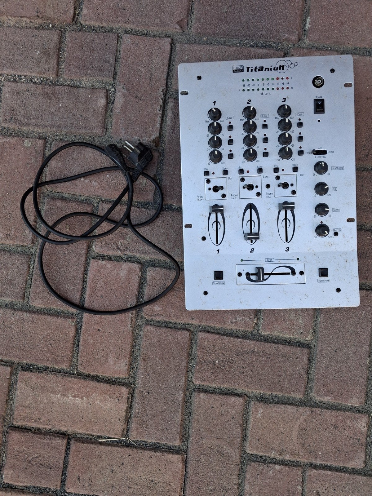 DAP Titanium DJ Mixer 3-kanaals, Muziek en Instrumenten, Mengpanelen, Ophalen, Gebruikt, Minder dan 5 kanalen