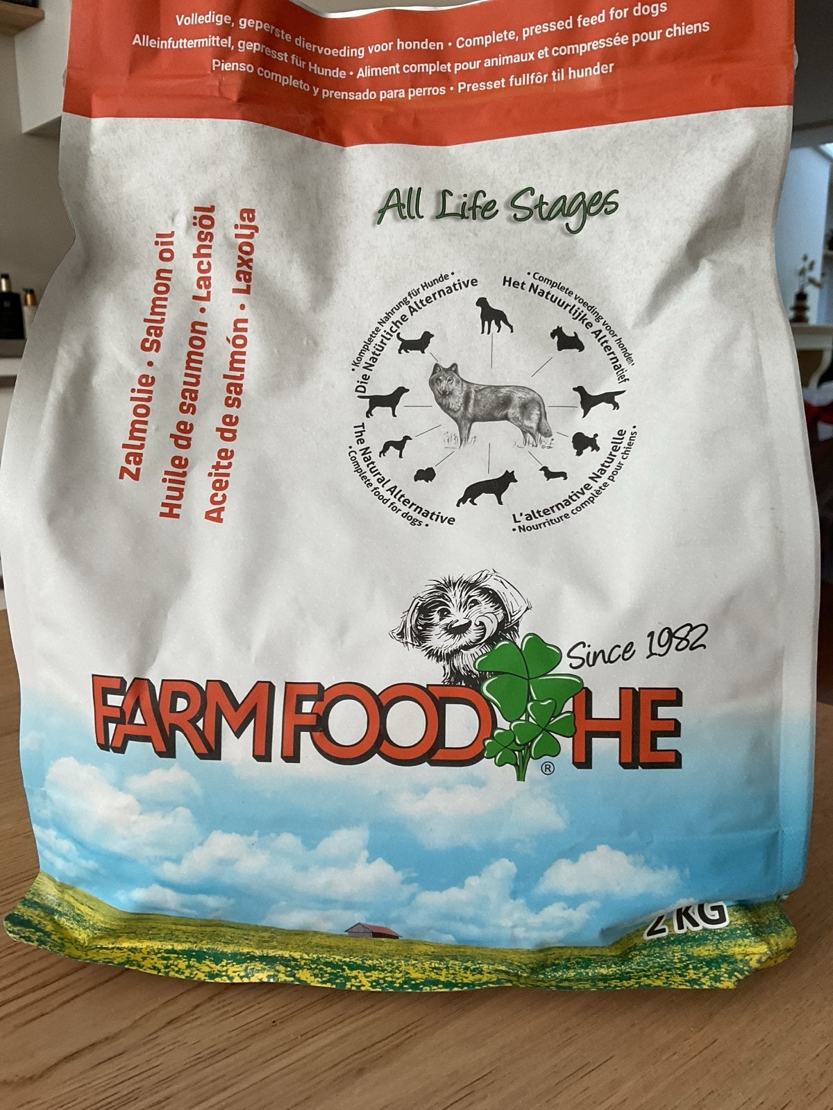 6 zakken farm food brokken 2 kg zalmolie, Dieren en Toebehoren, Ophalen of Verzenden, Hond