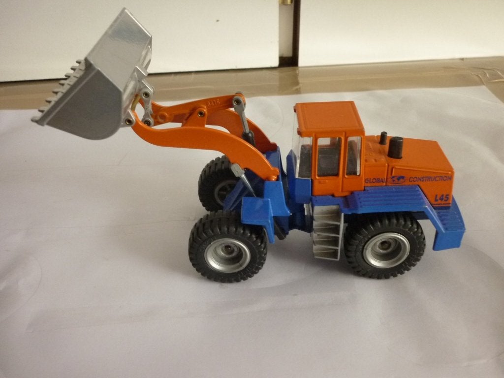 Siku L45 shovel Zettelmeier Globalconstuction in nieuwstaat, Hobby en Vrije tijd, Ophalen of Verzenden, Zo goed als nieuw, Overige typen