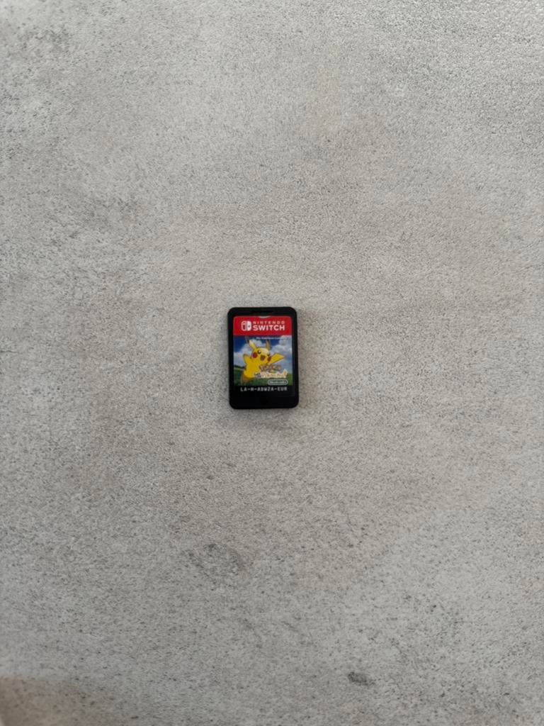 Lets go pikachu nintendo switch game (MOET SNEL WEG !!!), Avontuur en Actie, 2 spelers, Ophalen of Verzenden, Zo goed als nieuw