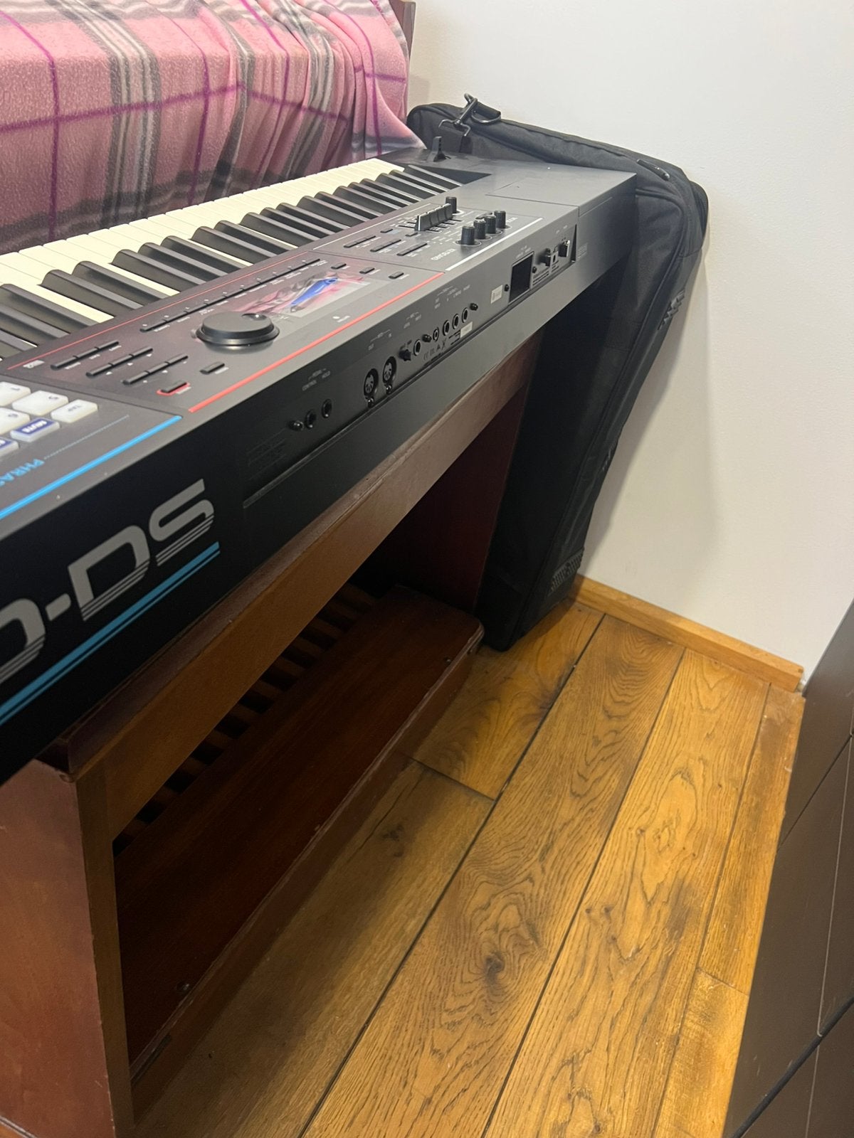 Roland Juno DS 88 synthesizer/stage piano, Muziek en Instrumenten, Ophalen of Verzenden, Zo goed als nieuw, 88 toetsen, Roland