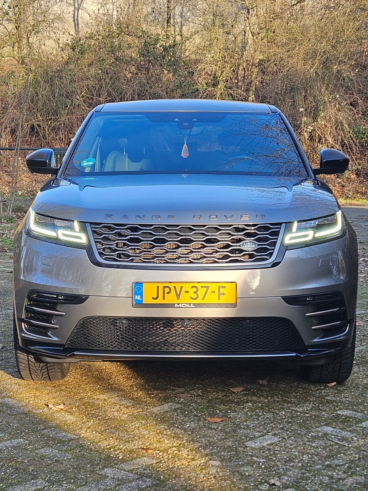 Land Rover Range Rover Velar 2.0 D240 AWD R-Dynamic | Aut, 15 km/l, 4 cilinders, Leder, 1868 kg