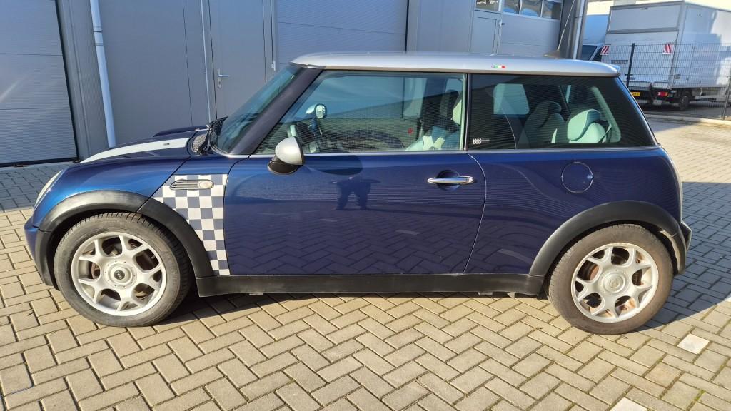 Mini COOPER 1.6 Checkmate (Facelift)  Space Blue  Leder  Cru, Voorwielaandrijving, Gebruikt, 4 cilinders, Bedrijf