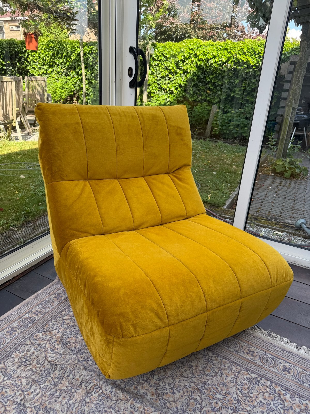 Comfortabele Okergele Velours Lounge Fauteuil / Zitelement, Ophalen, Gebruikt, 75 tot 100 cm, 75 tot 100 cm