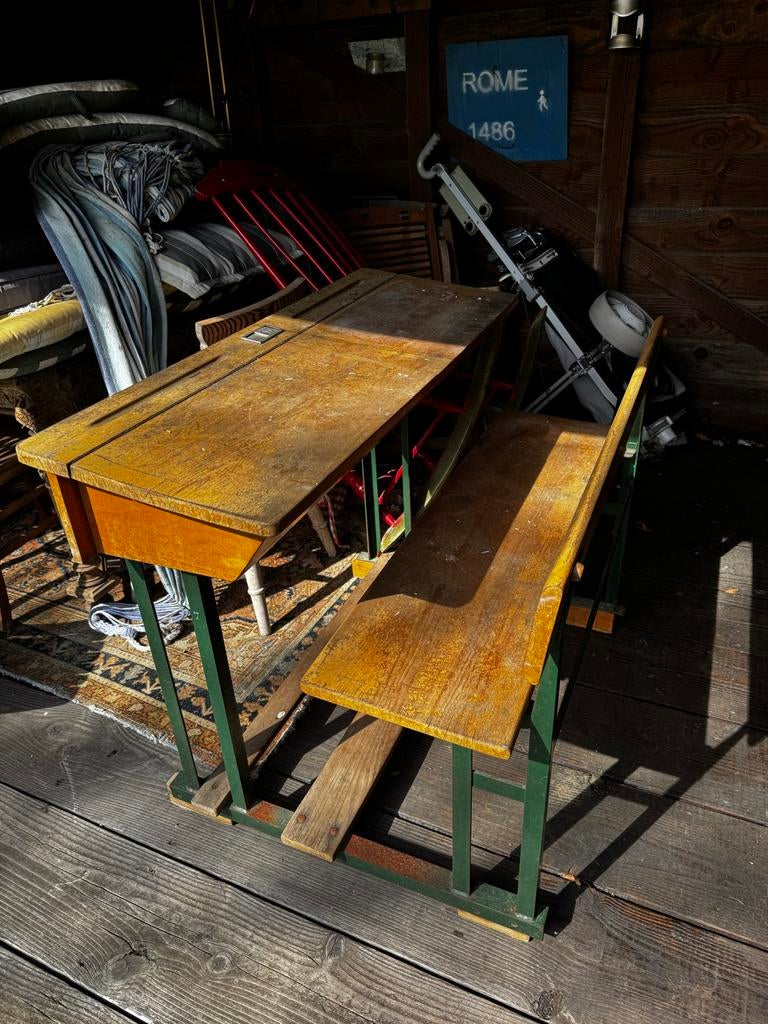 Antieke schoolbank met opbergruimte, Ophalen