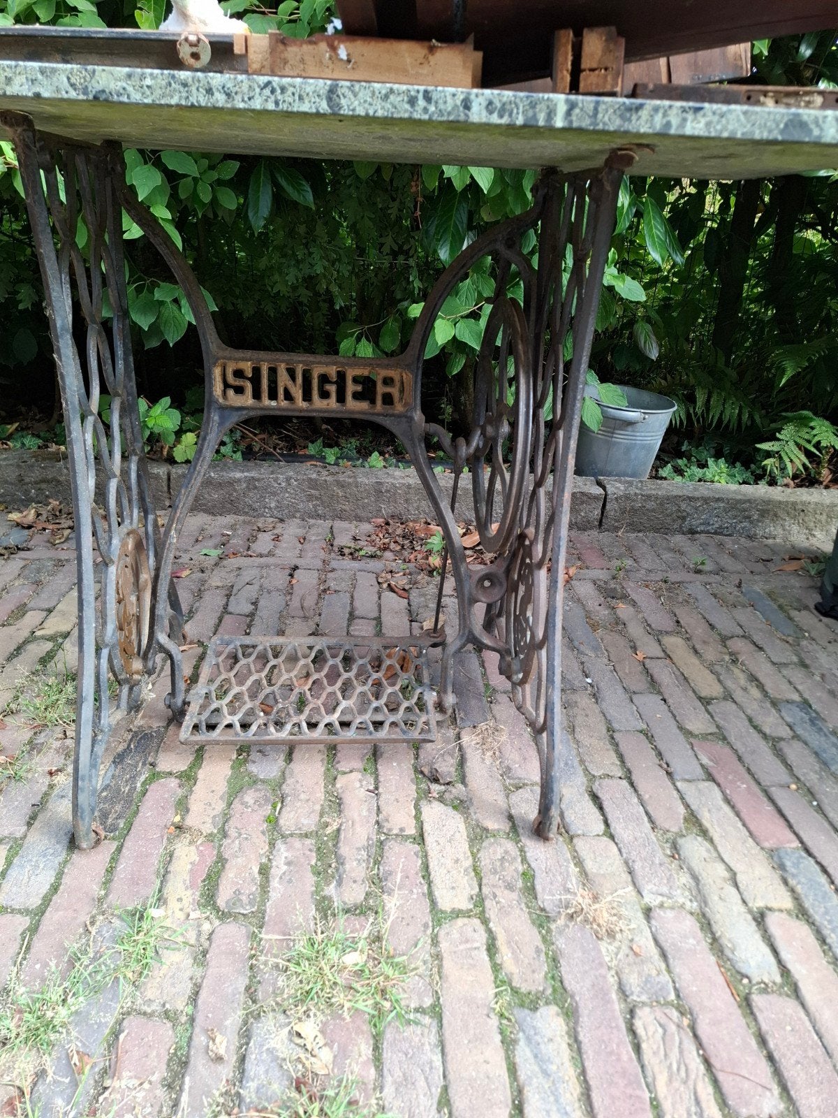 Antieke Singer Naaimachine op Tafel - Decoratief, Ophalen