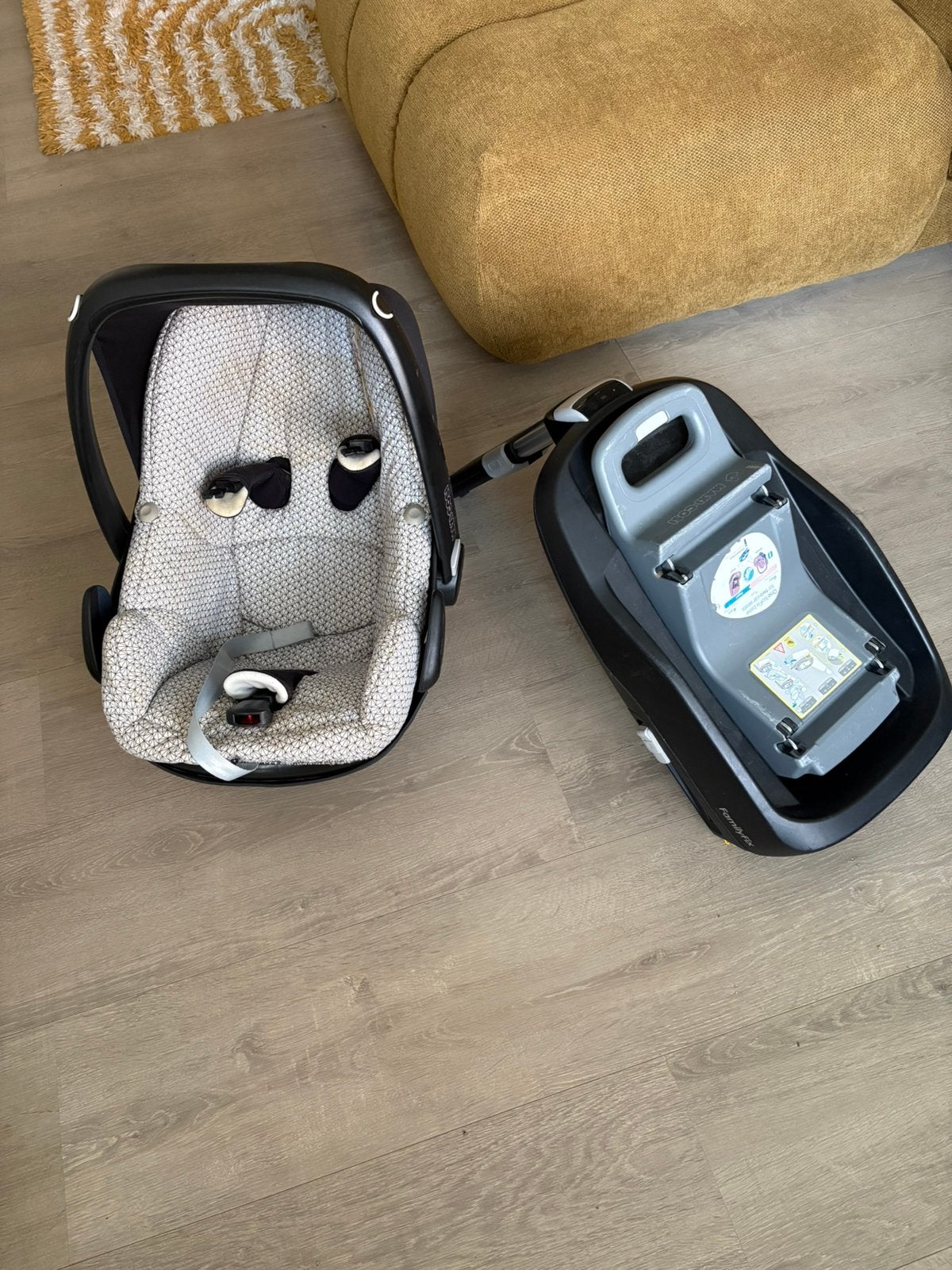 Maxi-Cosi reiswieg, Ophalen, Autogordel, Zo goed als nieuw, 0 t/m 13 kg