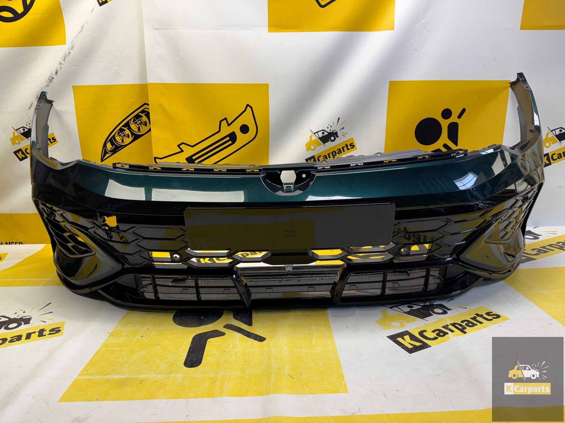volkswagen golf 8 clubsport Facelift voorbumper 4pdc 5H08072, Auto-onderdelen, Carrosserie en Plaatwerk, Gebruikt, Volkswagen AG