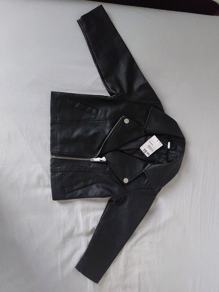 Zwart leren jasje - Zo goed als nieuw voor stoere jongedame, Kleding | Dames, Ophalen, Zwart, Maat 34 (XS) of kleiner, Onbekend