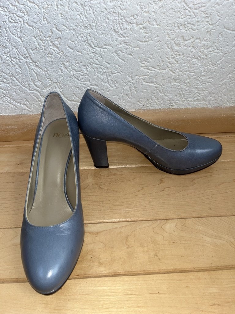Noë pumps maat 41 denim blauw model Nadra echt leer ZGAN, Pumps, Noë, Zo goed als nieuw, Verzenden