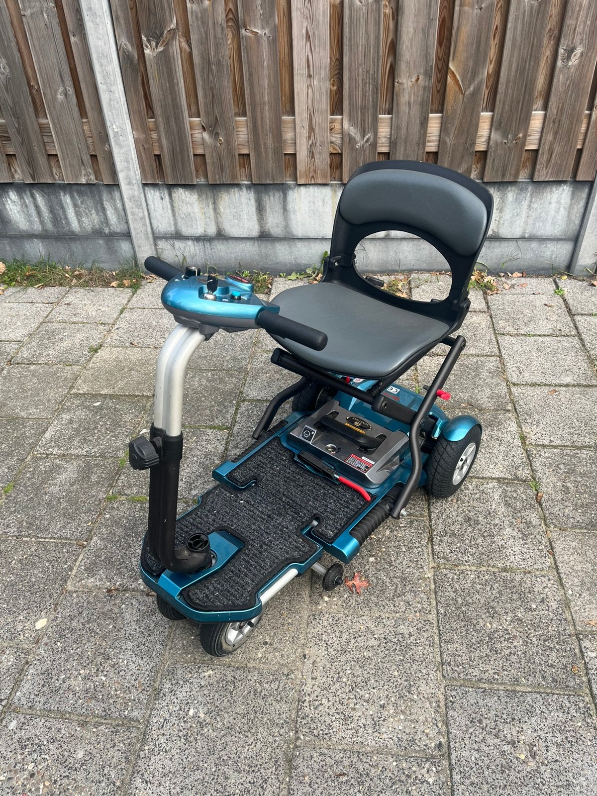 Heartway Brio opvouwbare inklapbare scootmobiel, Ophalen, 10 km/u of minder, Gebruikt, 16 t/m 25 km