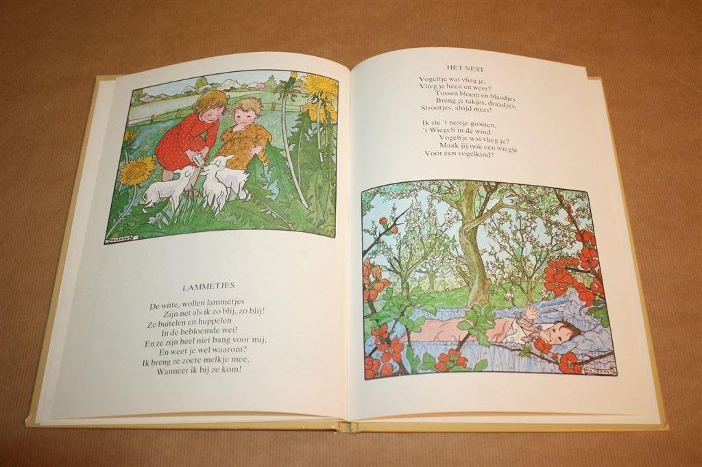 4 jaargetijden - Rie Cramer, Ophalen of Verzenden, Gelezen
