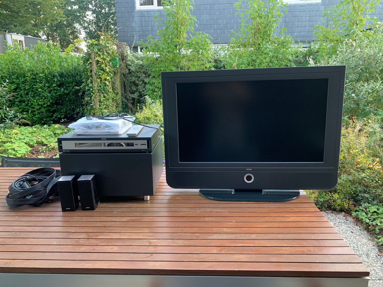 Loewe tv met geluidsysteem, 50 Hz, Zo goed als nieuw, Minder dan 40 cm, Ophalen