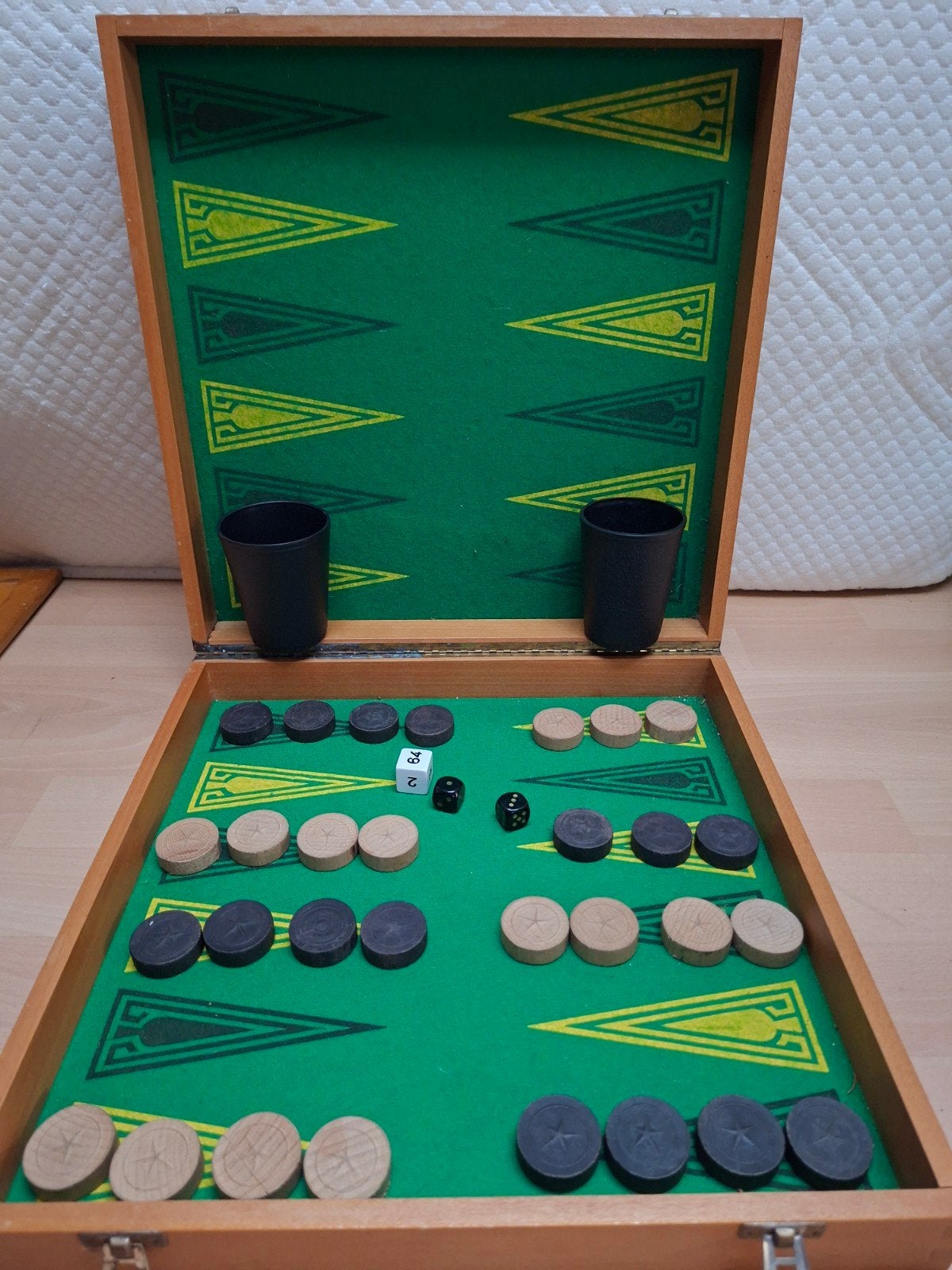 45 cm backgammon kist , mooie gestoffeerd, Ophalen of Verzenden