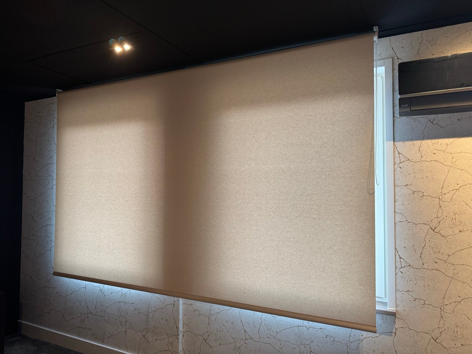 Veneta Rolgordijn Licht Taupe 298x185cm - Zo goed als nieuw, Ophalen, Inclusief montageonderdelen, Overige merken, Bruin