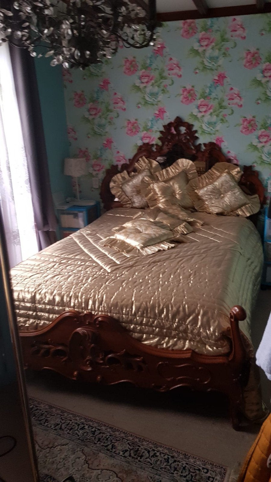 Antiek italiaans barok bedframe met sierlijke details, Ophalen