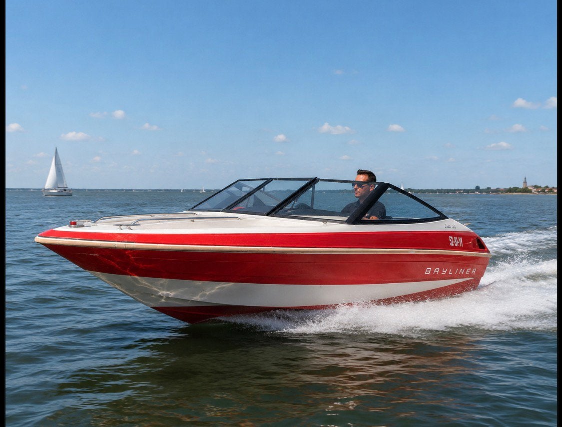 Bayliner Capri 3.0 + Trailer, Watersport en Boten, Speedboten, Zo goed als nieuw, Bayliner, Ophalen