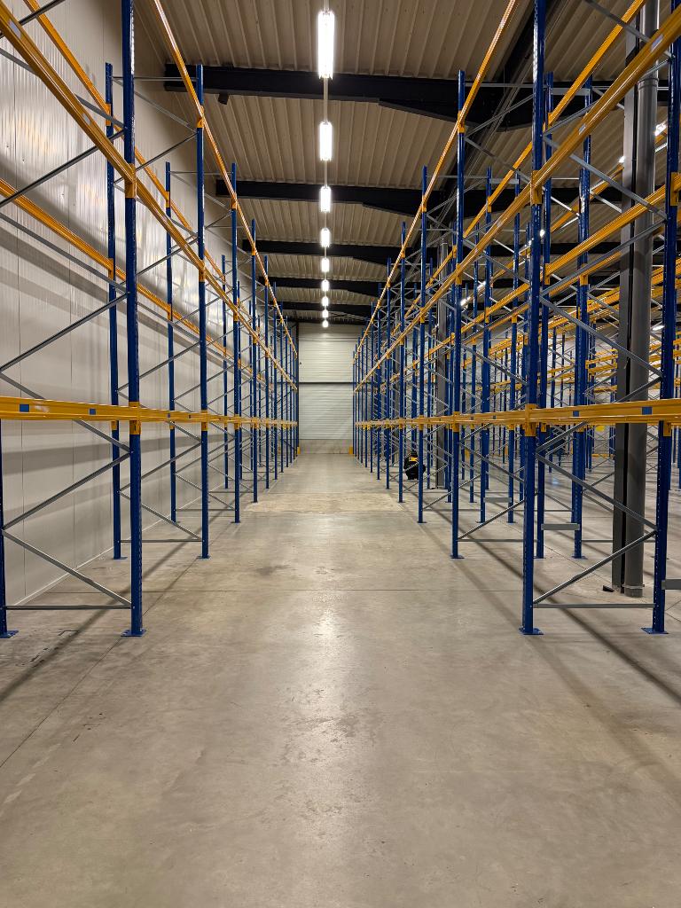Jungheinrich Esmena palletstelling, Ophalen