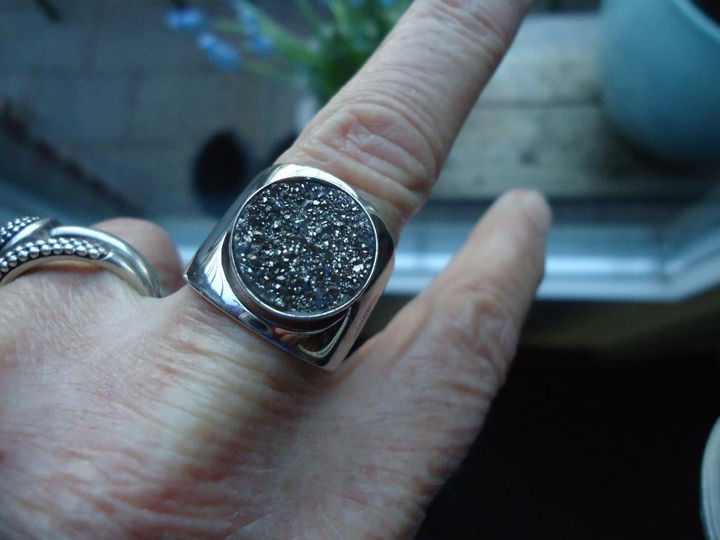 prachtige ring van ELISABETH LANDELOOS echt zilver m18  925, Ophalen of Verzenden, Zo goed als nieuw, 17 tot 18, Dame