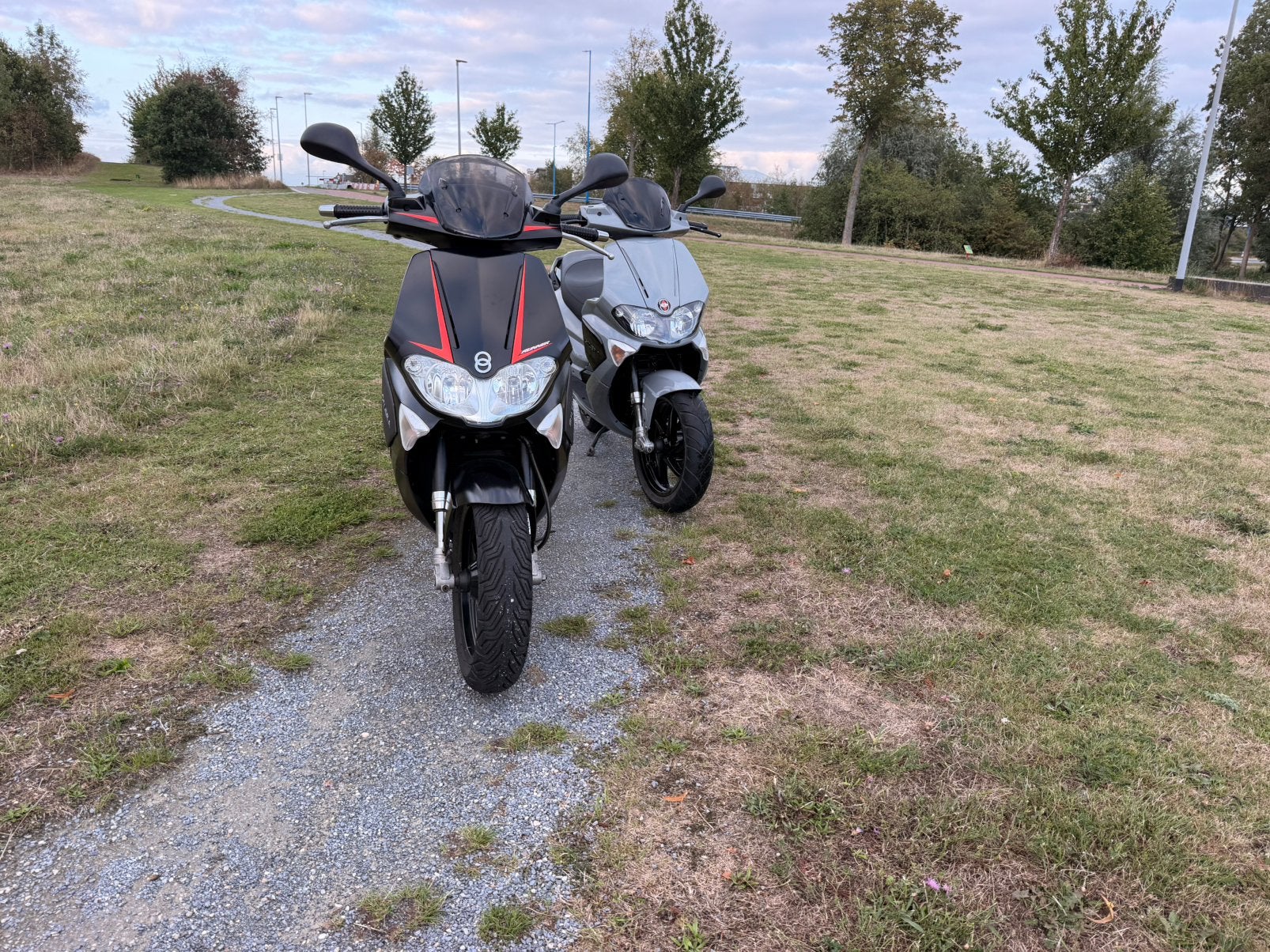 2x Gilera Runner RST 70cc –Perfecte staat✅, Fietsen en Brommers, Scooters | Piaggio, Ophalen, Tweetakt, Gebruikt, Overige modellen