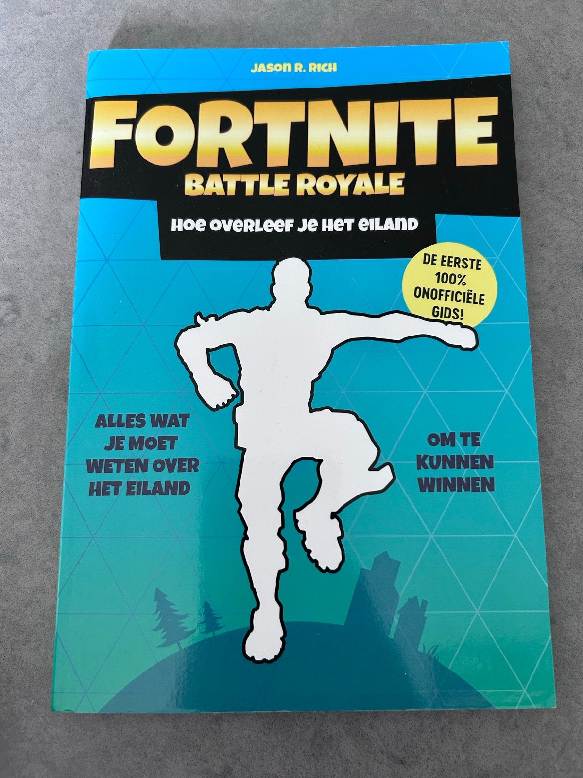 Fortnite Battle Royale: Hoe overleef je het eiland, Ophalen of Verzenden, Zo goed als nieuw, Non-fictie