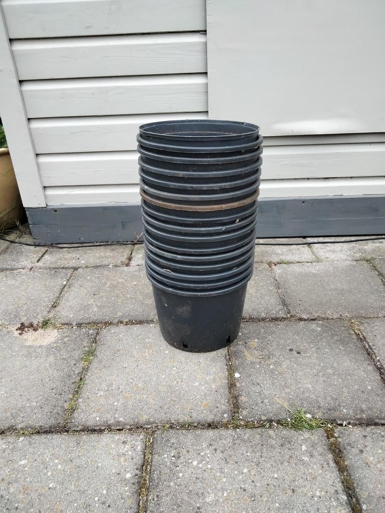 15 potten 5 liter, Tuin en Terras, Ophalen, Kunststof, Gebruikt, Rond