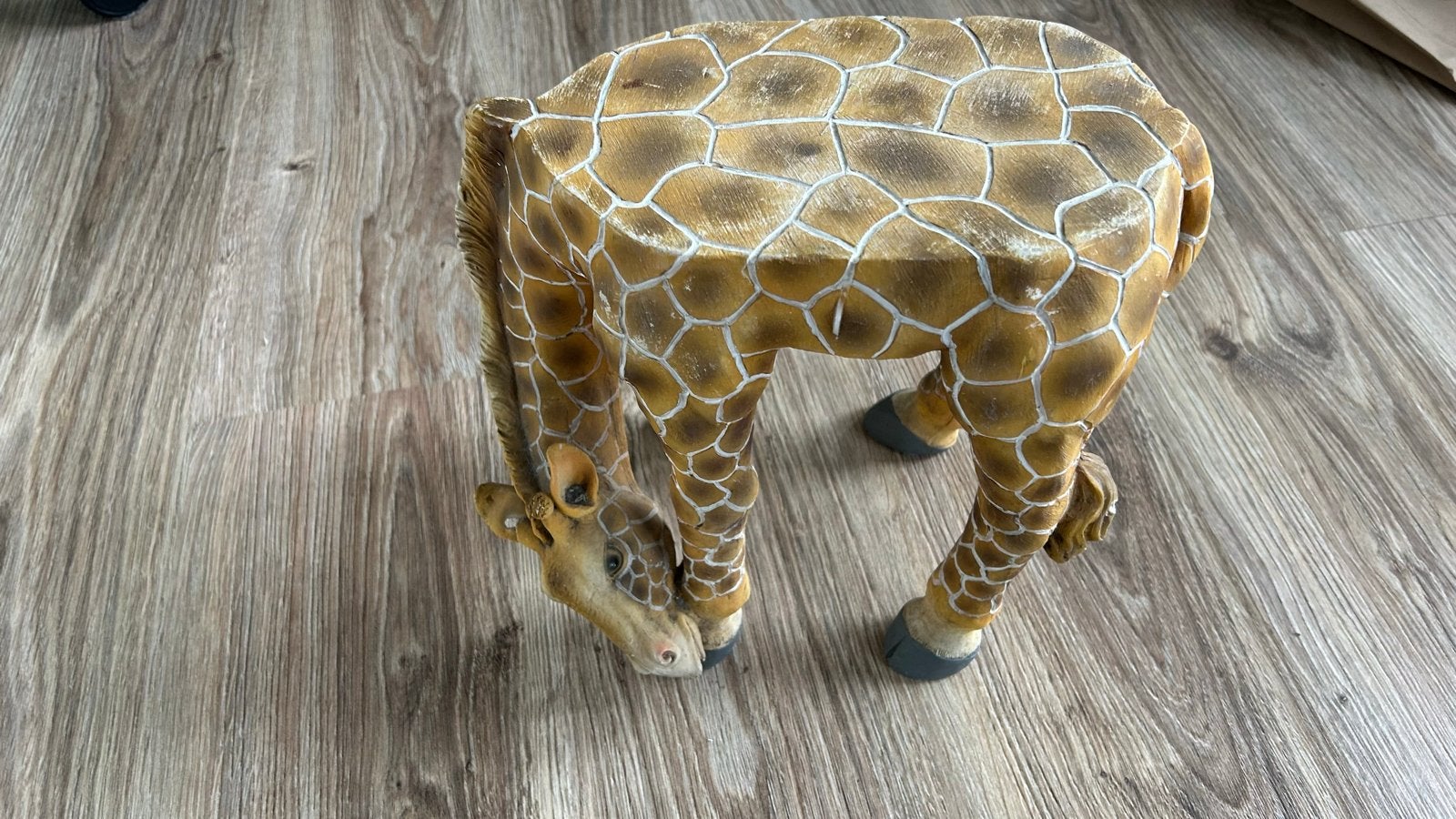 Stenen Giraffen Beeld - Plantenstandaard of Decoratie, Huis en Inrichting, Ophalen, Gebruikt, Bruin, Steen/keramiek