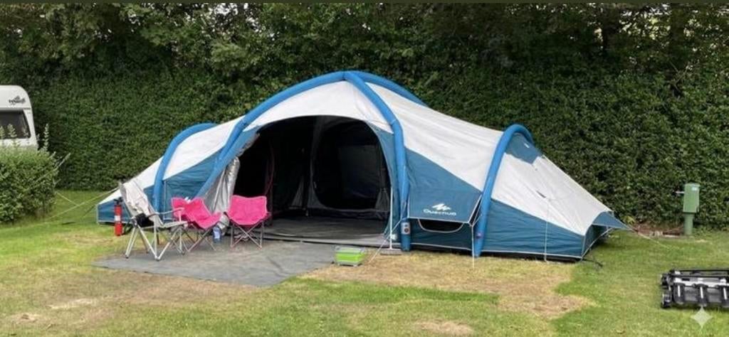 8 persoons Quecha opblaasbare tent ‘Airseconds 8.4’, Caravans en Kamperen, Tenten, meer dan 6, Gebruikt, Ophalen