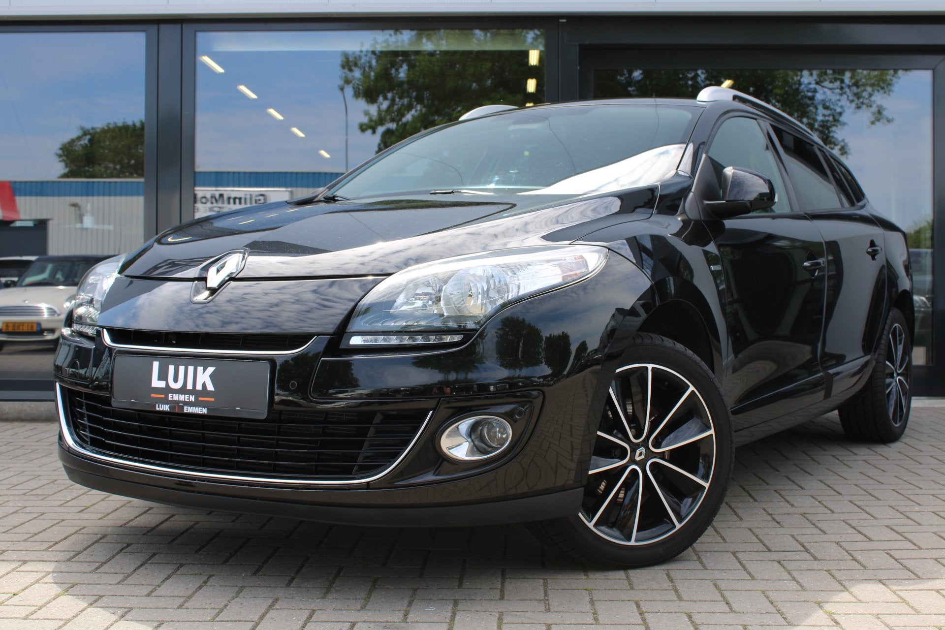 Renault Mégane Estate 1.2 TCe Bose >>ENGINE SOUND<<, Voorwielaandrijving, Gebruikt, Zwart, 4 cilinders