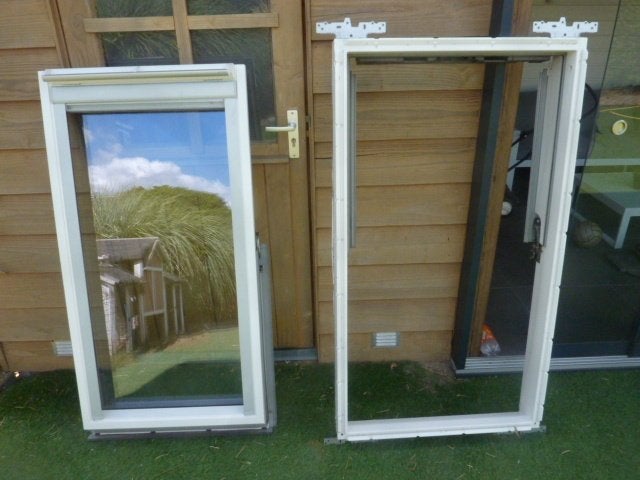 Net Velux kunststof dakraam / GGU MK08 0050 ( 78 x 140 ), Ophalen, Gebruikt, 78 cm, 140 cm