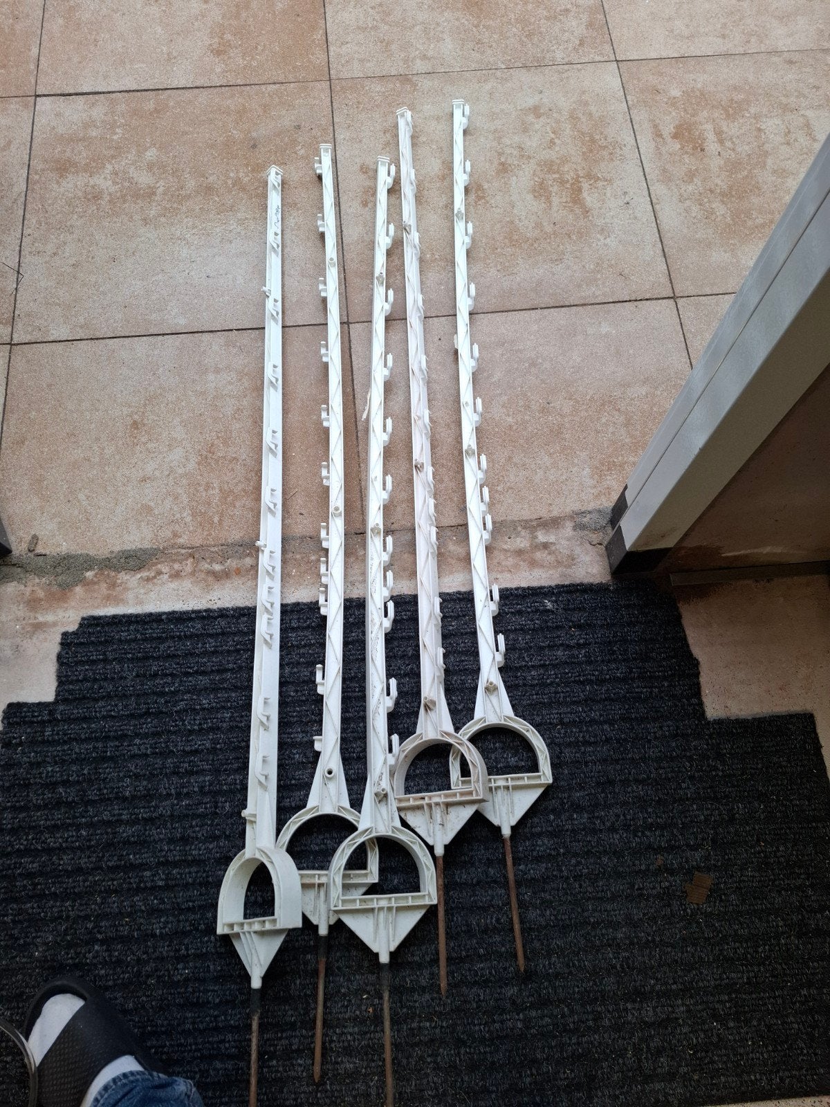 afrastering prik stokken met draat, Ophalen, Rechthoekig, 50 tot 100 cm