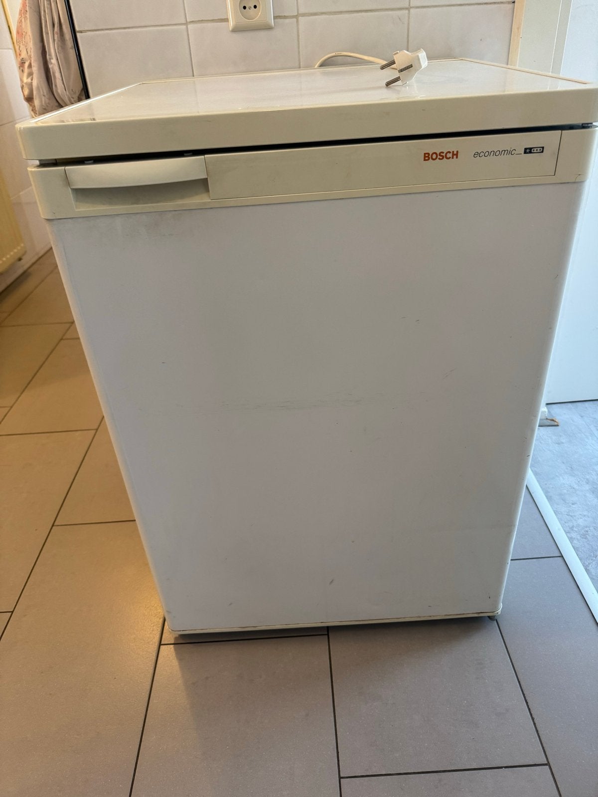 Bosch Economic Vrieskast - Compact en Efficiënt, Witgoed en Apparatuur, Vriezers en Diepvrieskisten, Gebruikt, Minder dan 60 cm