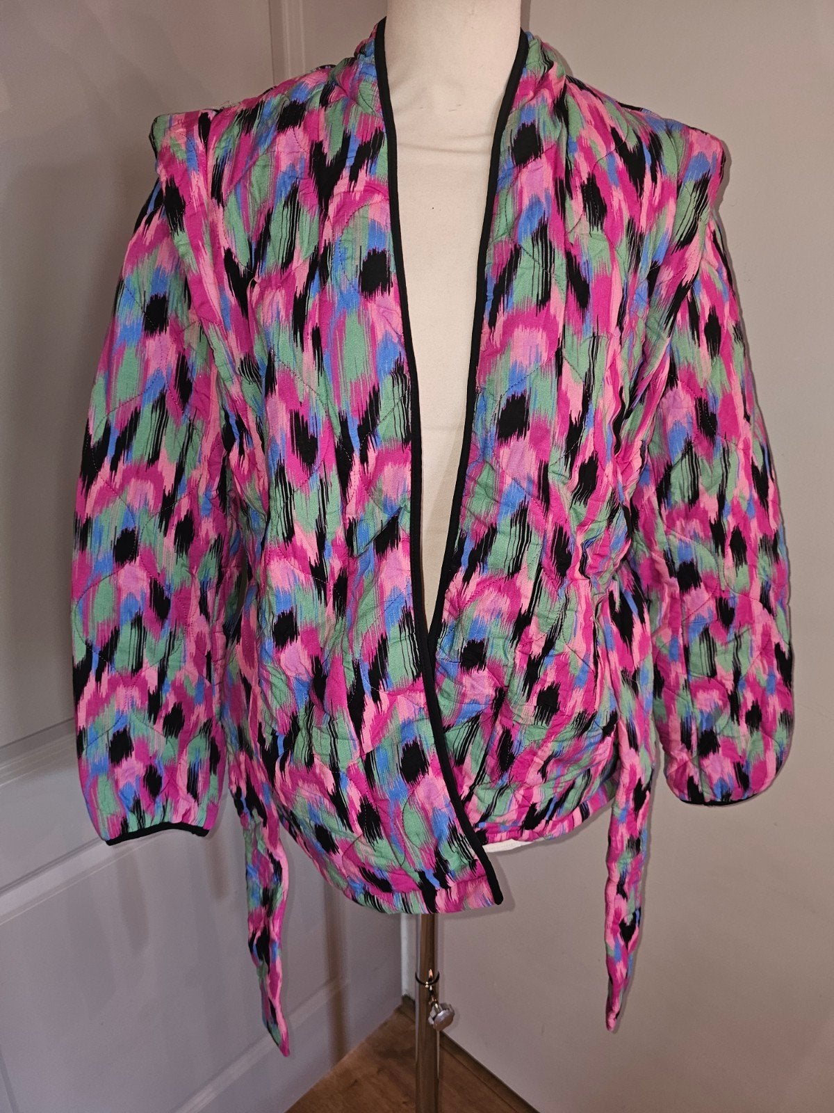 Studio anneloes dik vest of jas maat L, Ophalen of Verzenden, Zo goed als nieuw, Maat 38/40 (M)