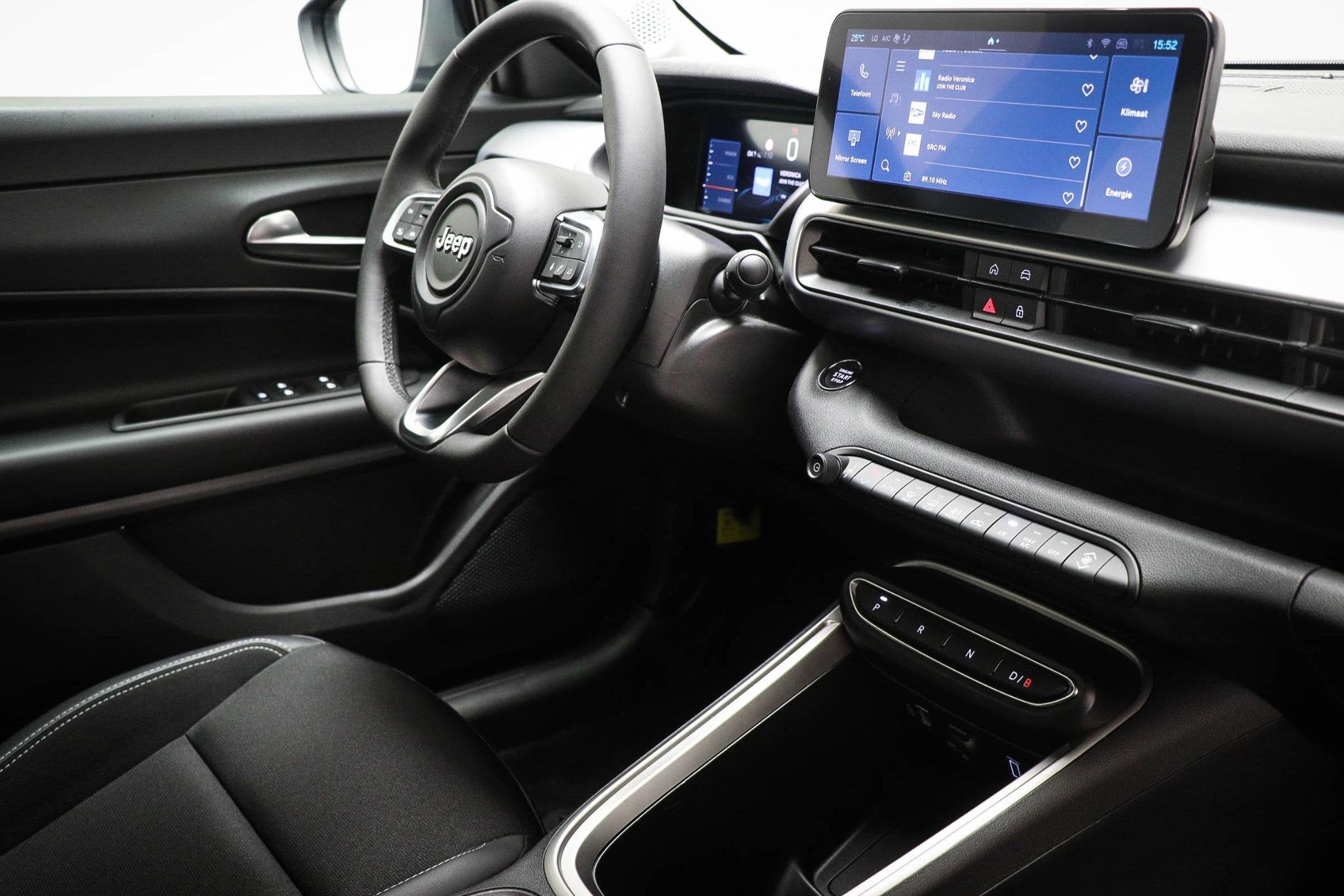 Jeep Avenger Summit 54 kWh | SOH 97% | LED | DAB | APPLE | C, Auto's, Jeep, 394 km, Gebruikt, 156 pk, Met garantie (alle)