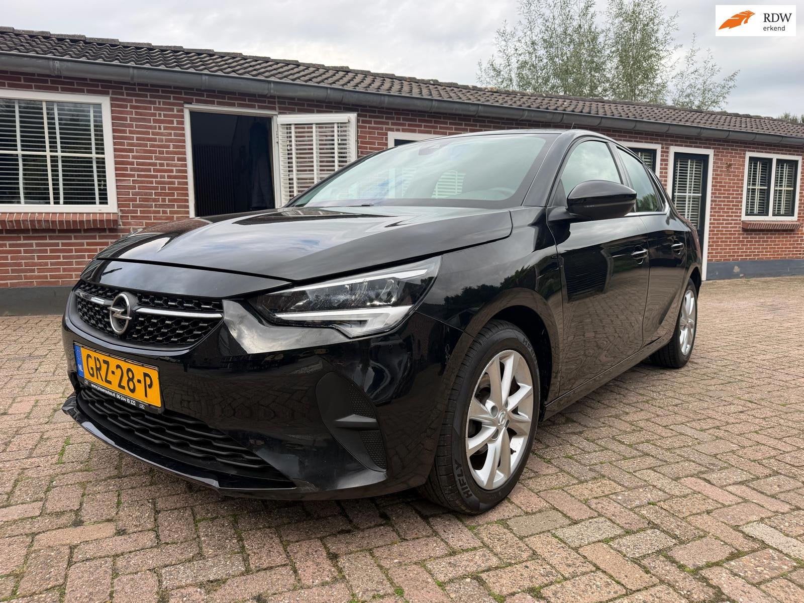 Opel CORSA 1.2, Voorwielaandrijving, Gebruikt, Euro 6, Zwart