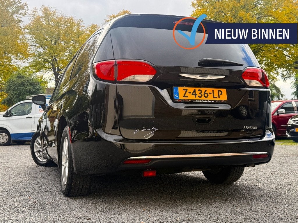 Chrysler Grand Voyager 3.6 V6 LIMITED J.DAIMLER STOW&GO BLAC
