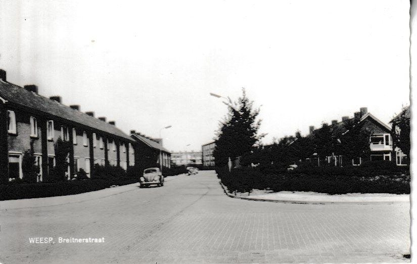 WEESP - BREITNERSTRAAT, Verzamelen, Ansichtkaarten | Nederland, Ophalen of Verzenden, Ongelopen, Utrecht