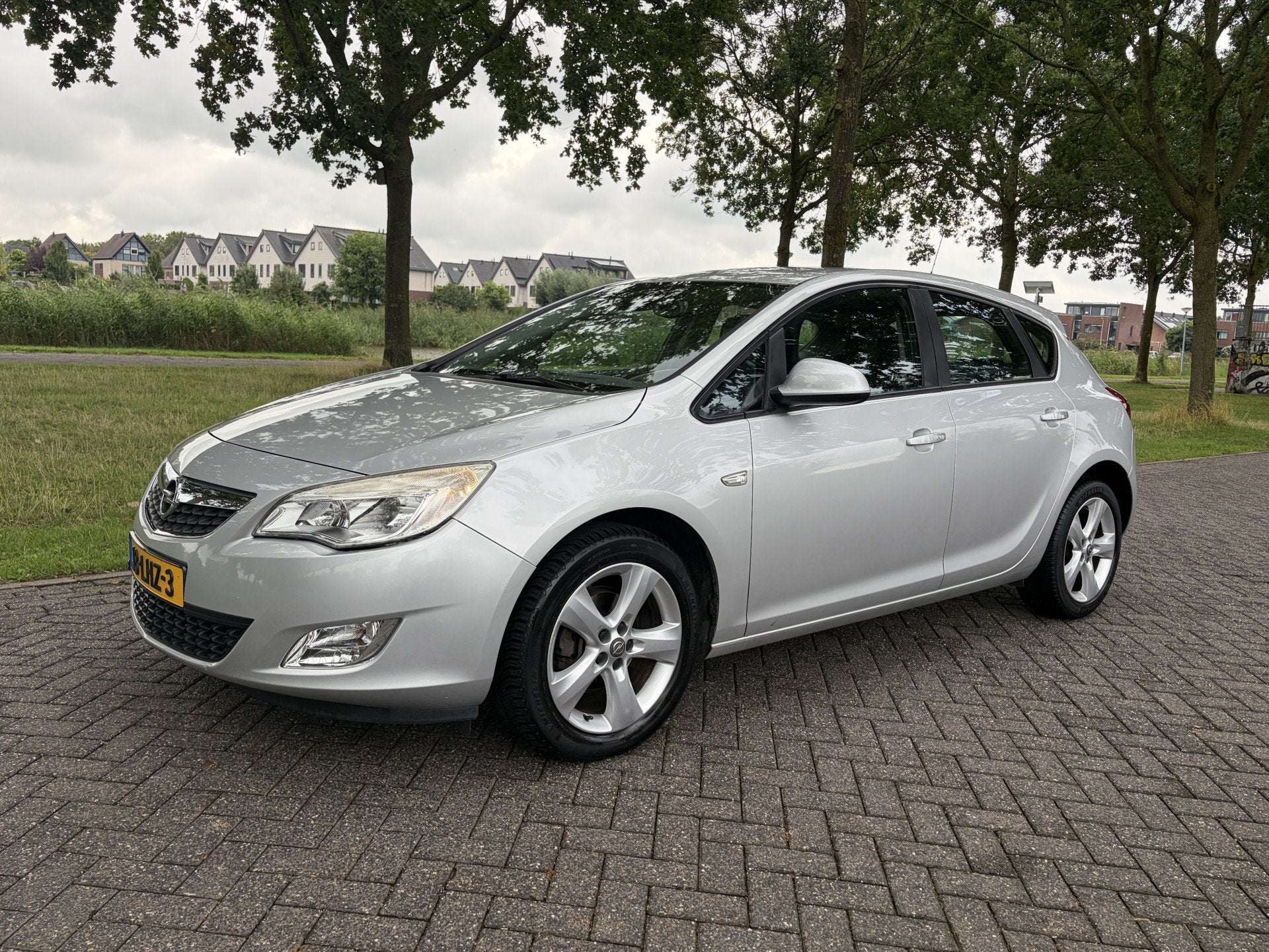 Opel Astra 1.4 Turbo Edition (bj 2010), Voorwielaandrijving, Euro 5, Gebruikt, 4 cilinders