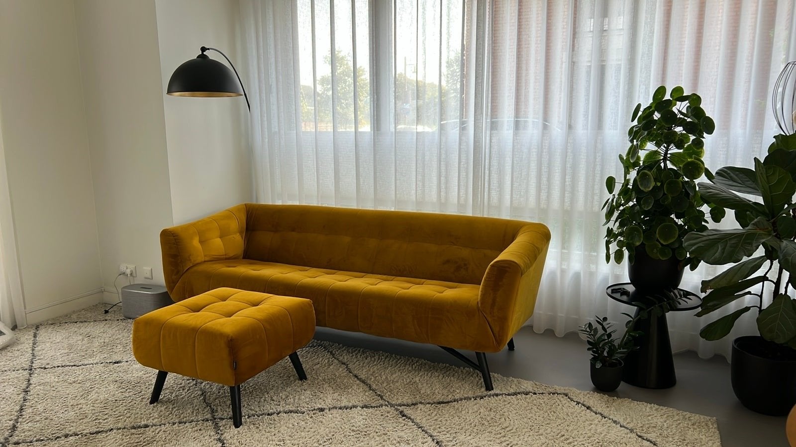 Nette bank 3-zits Flame velvet - Gold velour incl hocker, Huis en Inrichting, Banken | Bankstellen, Ophalen, Driepersoons, 75 tot 100 cm