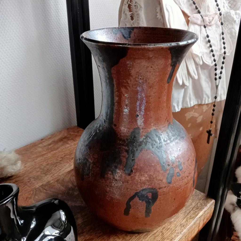 Terracotta vaas, Overige kleuren, Aardewerk of Porselein, Ophalen of Verzenden, Zo goed als nieuw