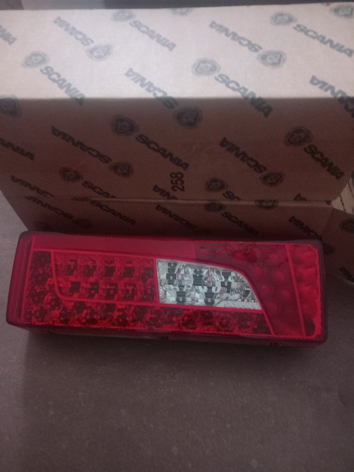Te koop scania led achterlicht, Ophalen of Verzenden, Nieuw, Scania, Verlichting