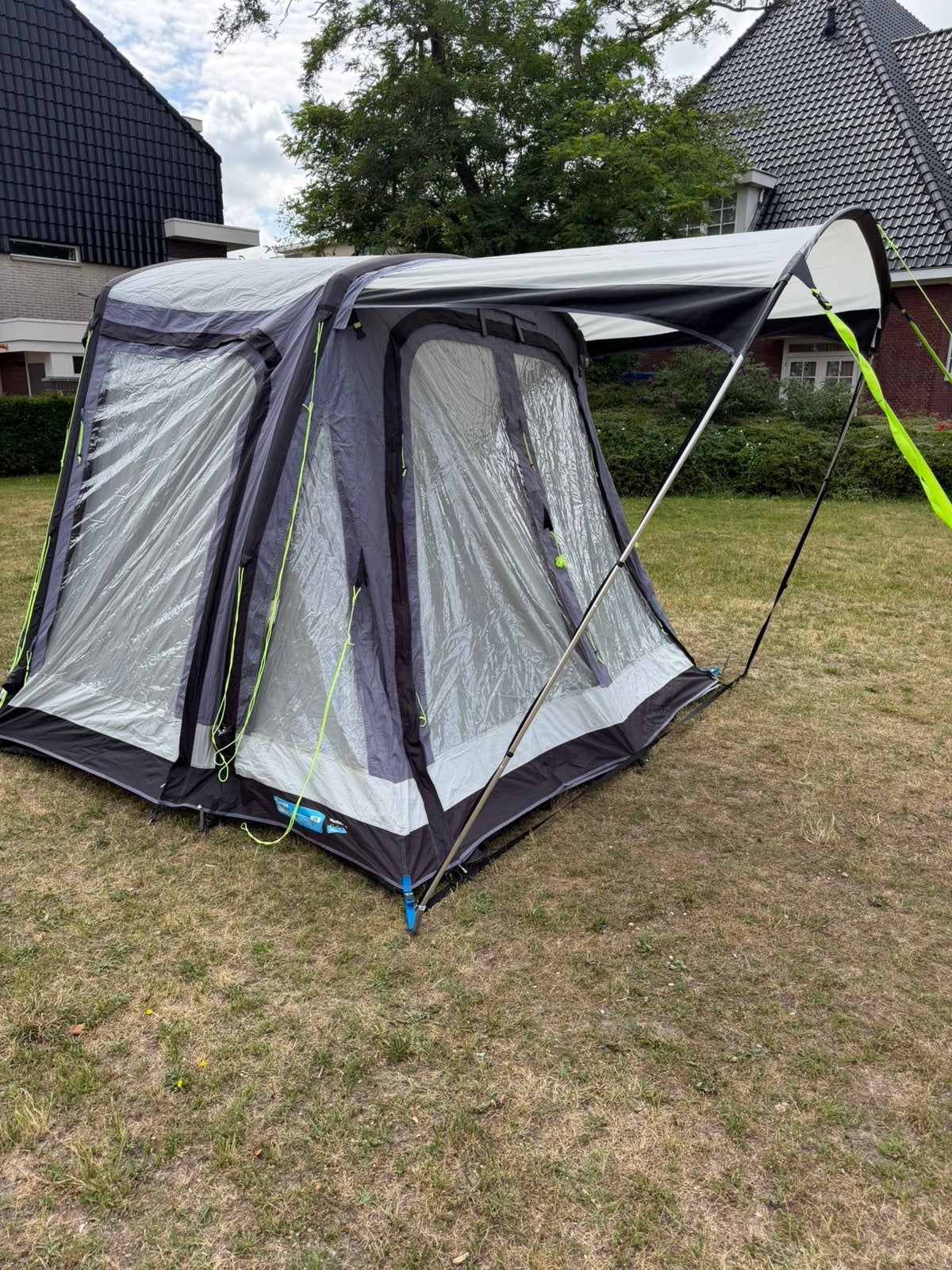 Kampa Travel Pod Motion Air VW bustent incl. luifel, Caravans en Kamperen, Ophalen, Zo goed als nieuw, Tot en met 4