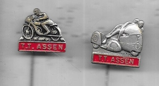 CIRCUIT T.T. ASSEN MOTOREN MOTORRIJDER MET ZIJSPAN, Ophalen of Verzenden, Gebruikt, Sport, Speldje of Pin