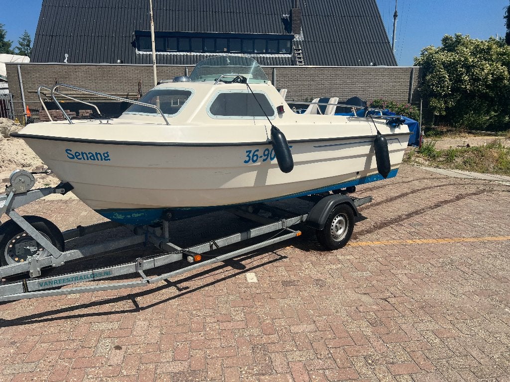 Kajuitboot + trailer, Benzine, Gebruikt, Kajuitboot, 1.00 - 1.50 meter