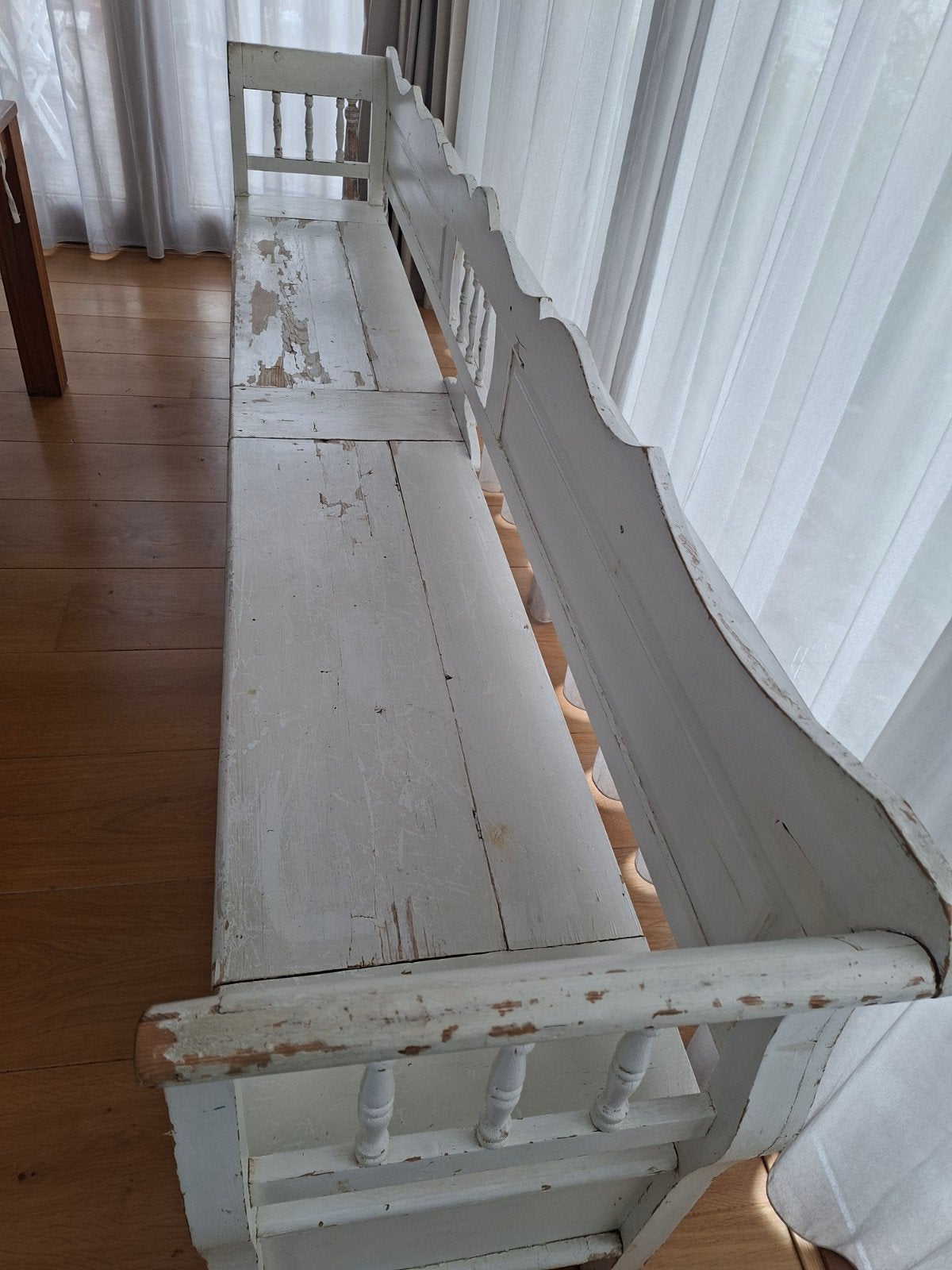 Brocante Kerkbank wit, Ophalen