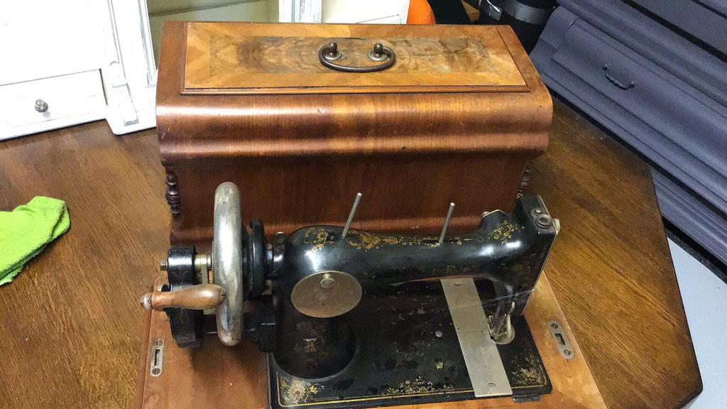Vintage naaimachine nog goed werkend, Ophalen of Verzenden