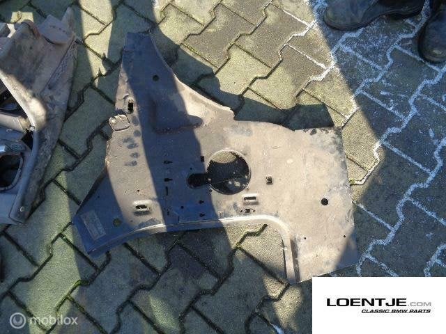 nieuw nos steundrager spatbord links BMW e36 sedan touring, Auto-onderdelen, Gebruikt, Ophalen of Verzenden, BMW