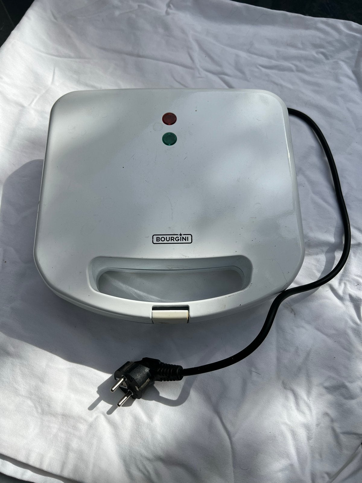 BOURGINI Tosti-ijzer/Sandwichmaker - Wit, 800W, Ophalen of Verzenden, Gebruikt