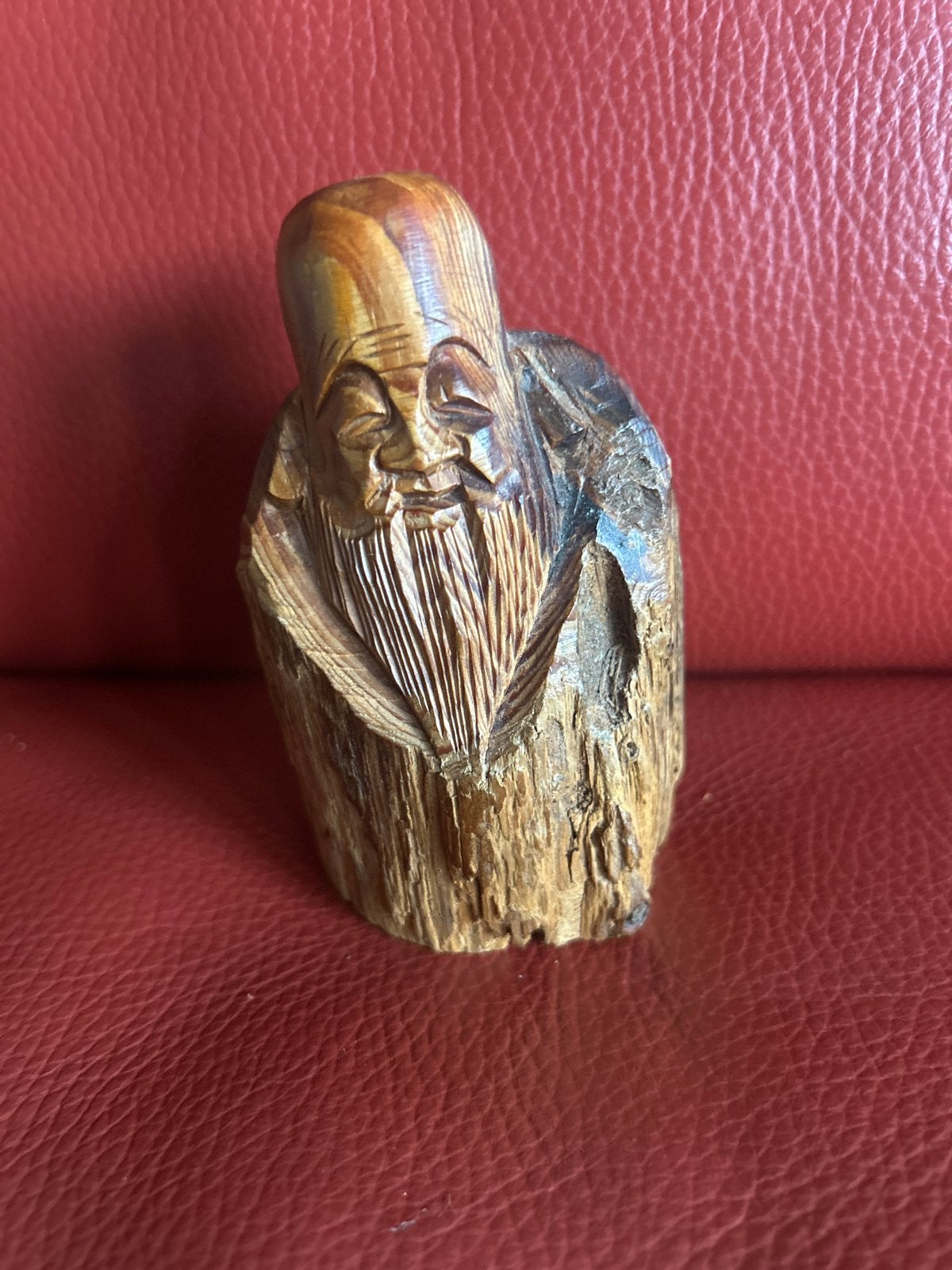 Houten beeldje wijze man uit China/Japan - Geluksbrenger, Antiek en Kunst, Houtsnijwerk, Minder dan 20 cm, Ophalen of Verzenden