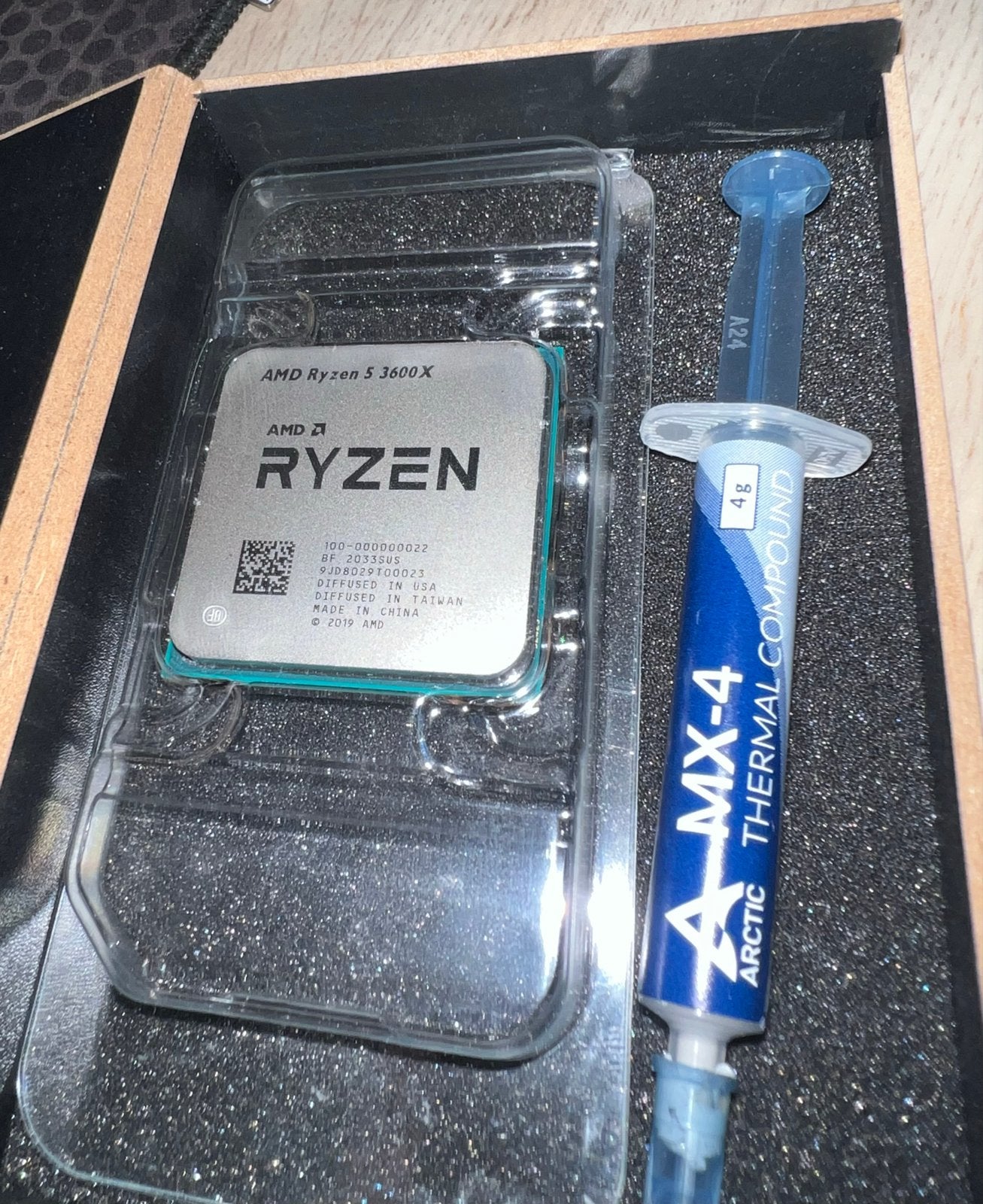 AMD Ryzen 5 3600X CPU met gratis koelpasta, Computers en Software, Processors, Verzenden, Zo goed als nieuw, 6-core, 3 tot 4 Ghz
